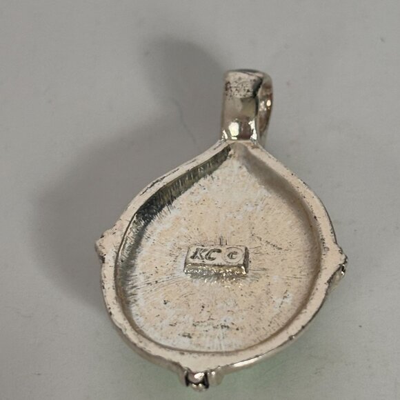 Kenneth Cole Oval Green Cats Eye Gemstone Pendant Silver Tone Glass 2 inch - Picture 2 of 5